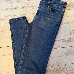 Levi's Blue Denim Jeans- 711 Skinny